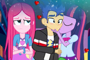 game Equestria Girls Secret Kiss