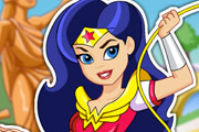 game Wonder Woman Dress Up